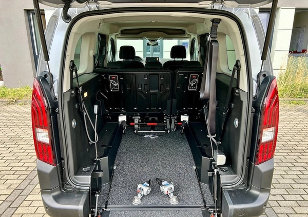 Peugeot Rifter cena 215500 przebieg: 10, rok produkcji 2024 z Busko-Zdrój małe 436